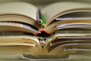 books-2158773_640